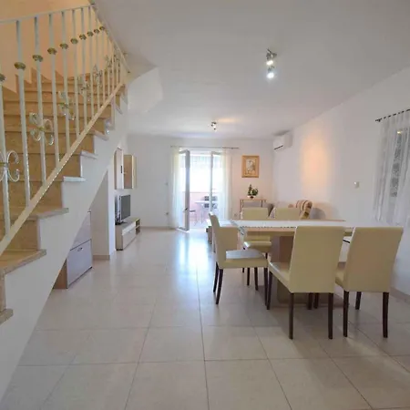 Apartman In - Insel Krk 13262 Njivice