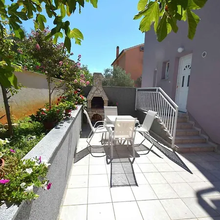 Apartman In - Insel Krk 13262 Njivice